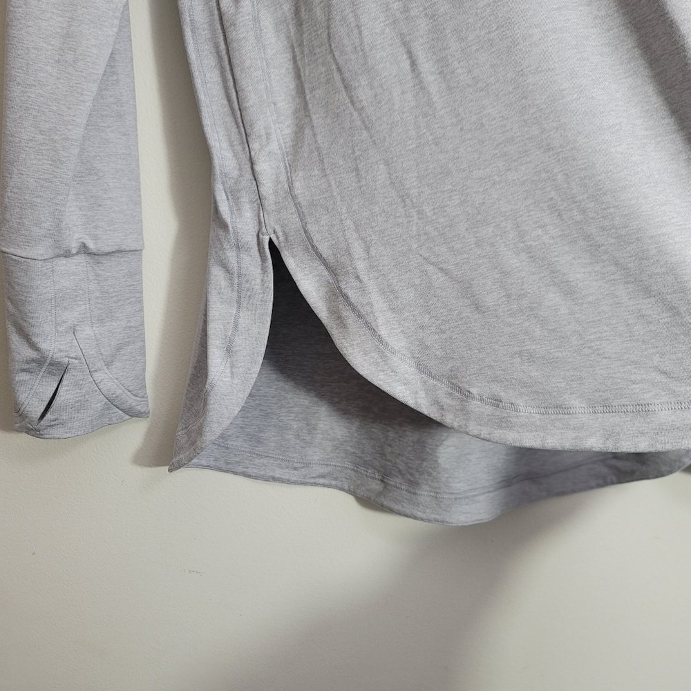 Athleta Uptempo Long Sleeve Thumbhole High-low Top Size LT Light Gray - Picture 7 of 14
